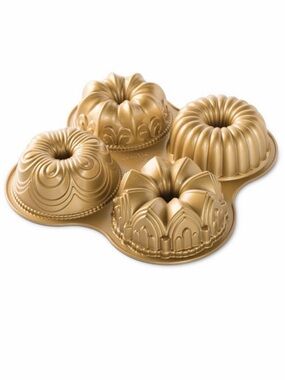 Nordic Ware Gold  9 Cup Bundt®
Quartet Pan 4 Cake Molds in 1 pan Baking Sheet